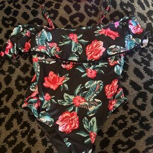 Like new floral one piece bathing suit